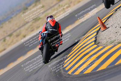 media/Oct-08-2022-SoCal Trackdays (Sat) [[1fc3beec89]]/Turn 11 Backside (1145am)/